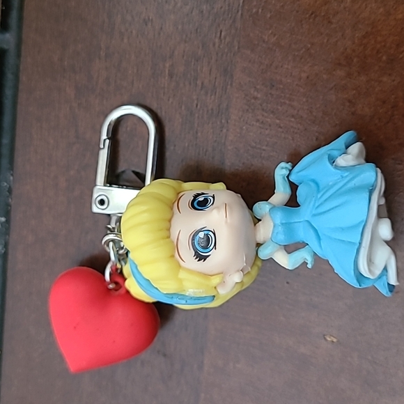 Cindrella Key Chain - Picture 3 of 3